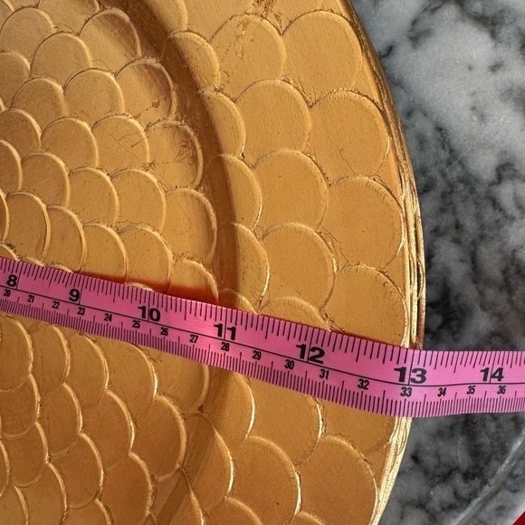 Set of 8 Charger Plates - Picture 3 of 3